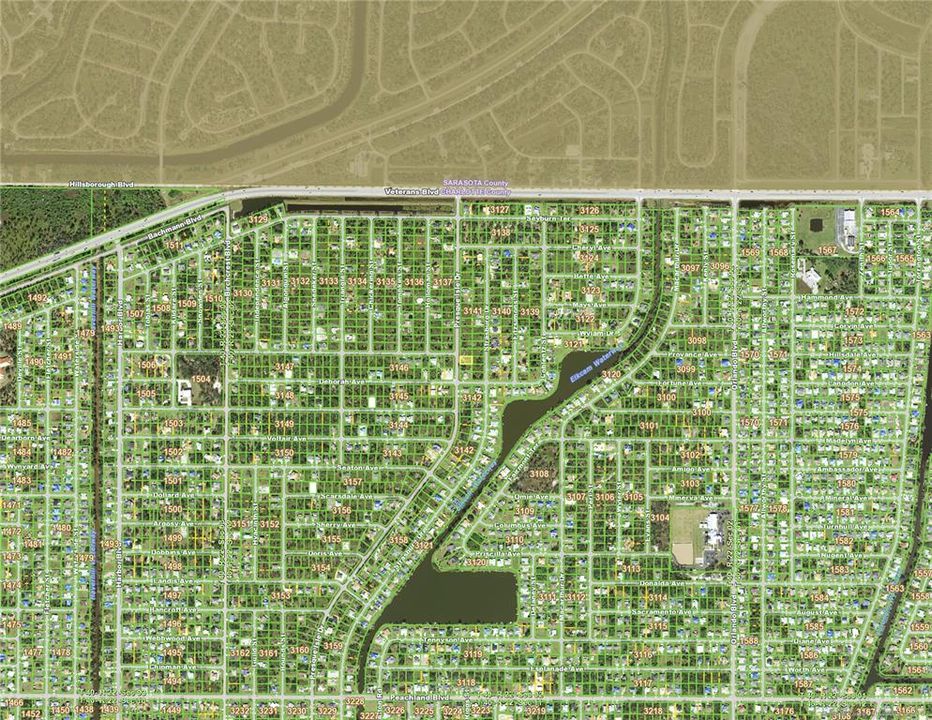 На продажу: $22,900 (0.23 acres)