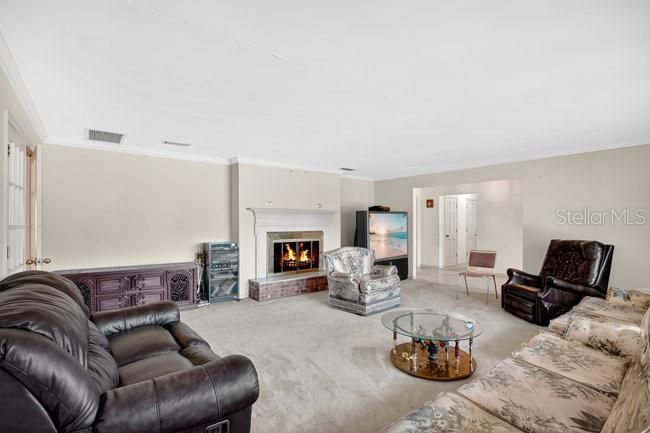 待售: $1,200,000 (4 贝兹, 3 浴室, 3013 平方英尺)