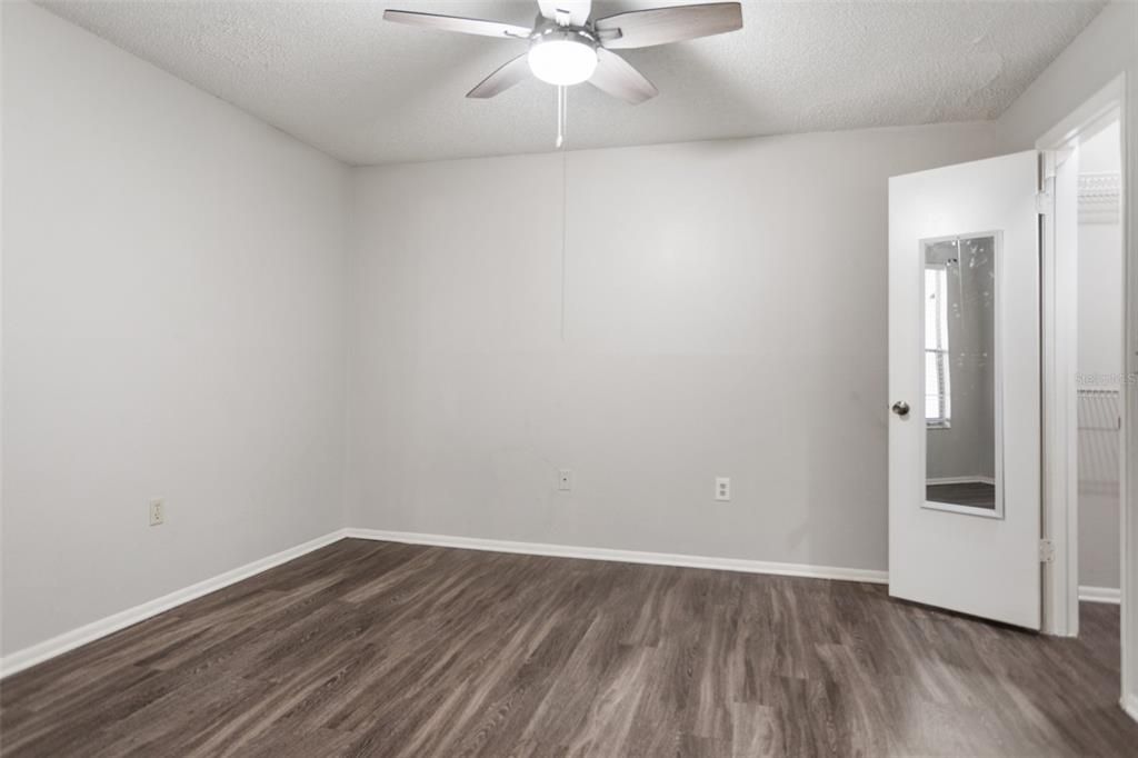 For Sale: $160,000 (2 beds, 2 baths, 1019 Square Feet)