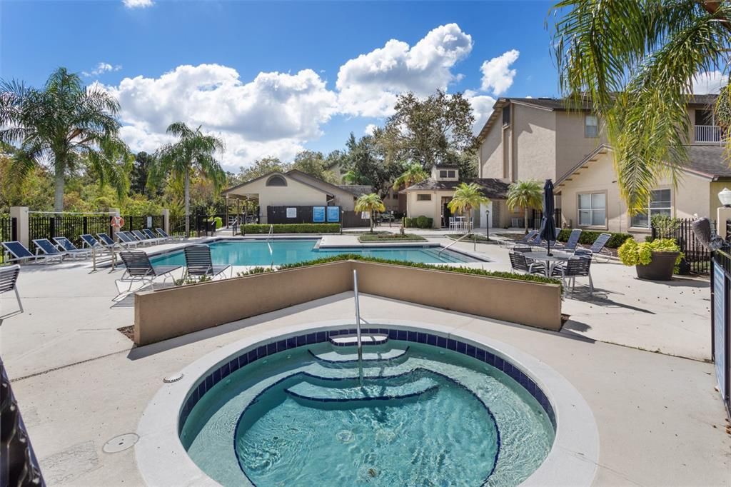 For Sale: $160,000 (2 beds, 2 baths, 1019 Square Feet)