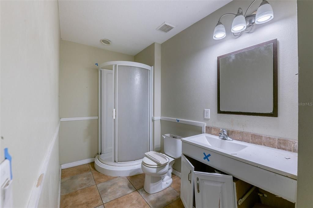 For Sale: $475,000 (5 beds, 3 baths, 3189 Square Feet)