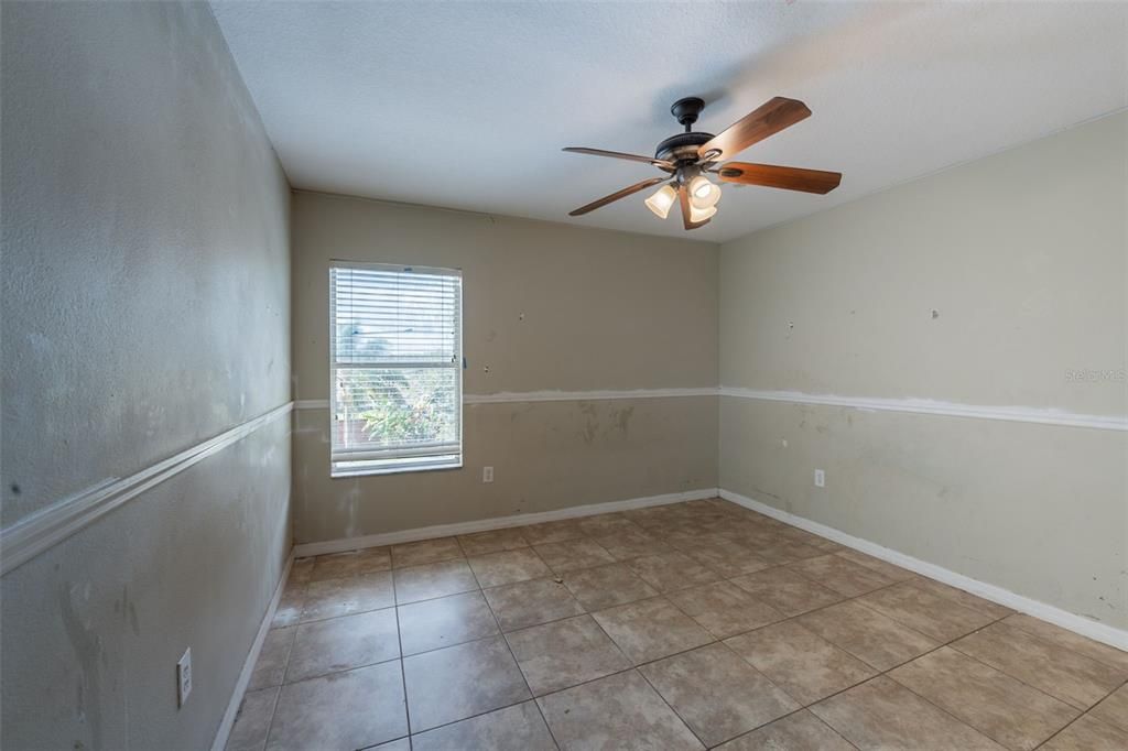 For Sale: $475,000 (5 beds, 3 baths, 3189 Square Feet)