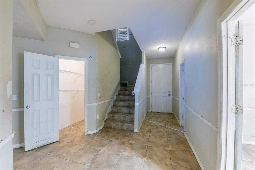 For Sale: $475,000 (5 beds, 3 baths, 3189 Square Feet)