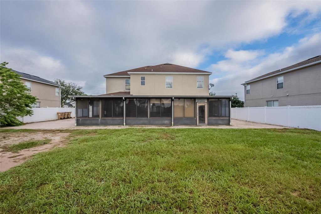 For Sale: $475,000 (5 beds, 3 baths, 3189 Square Feet)