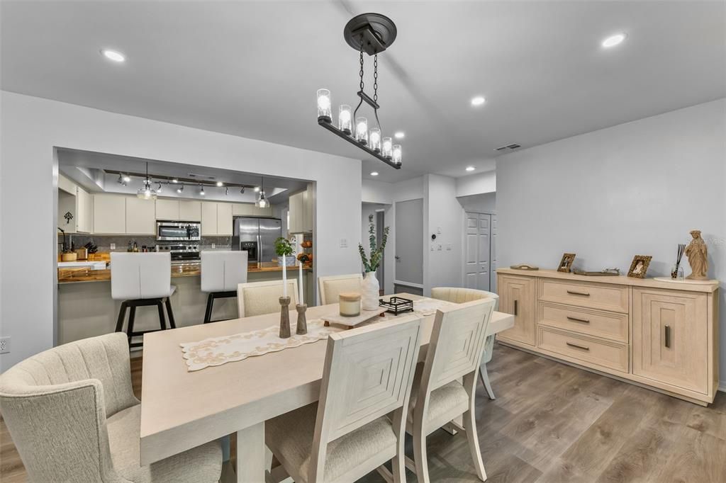 待售: $490,000 (3 贝兹, 2 浴室, 2508 平方英尺)