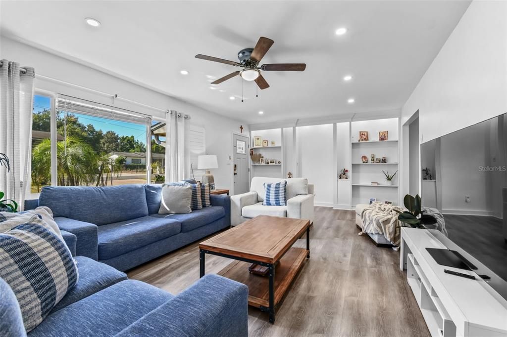 待售: $490,000 (3 贝兹, 2 浴室, 2508 平方英尺)