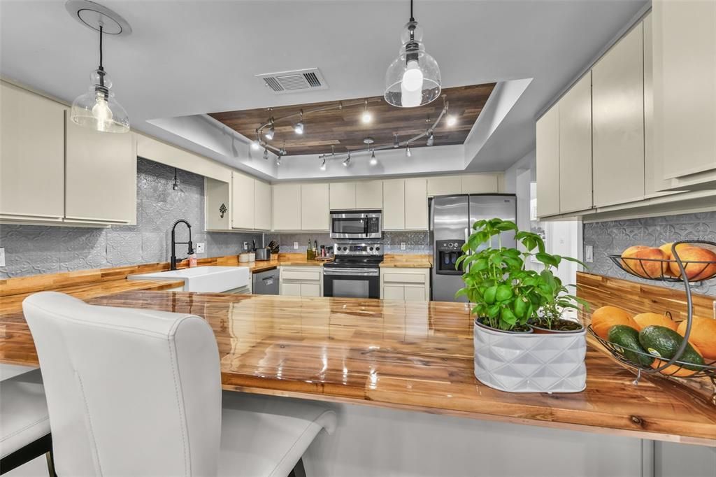 待售: $490,000 (3 贝兹, 2 浴室, 2508 平方英尺)