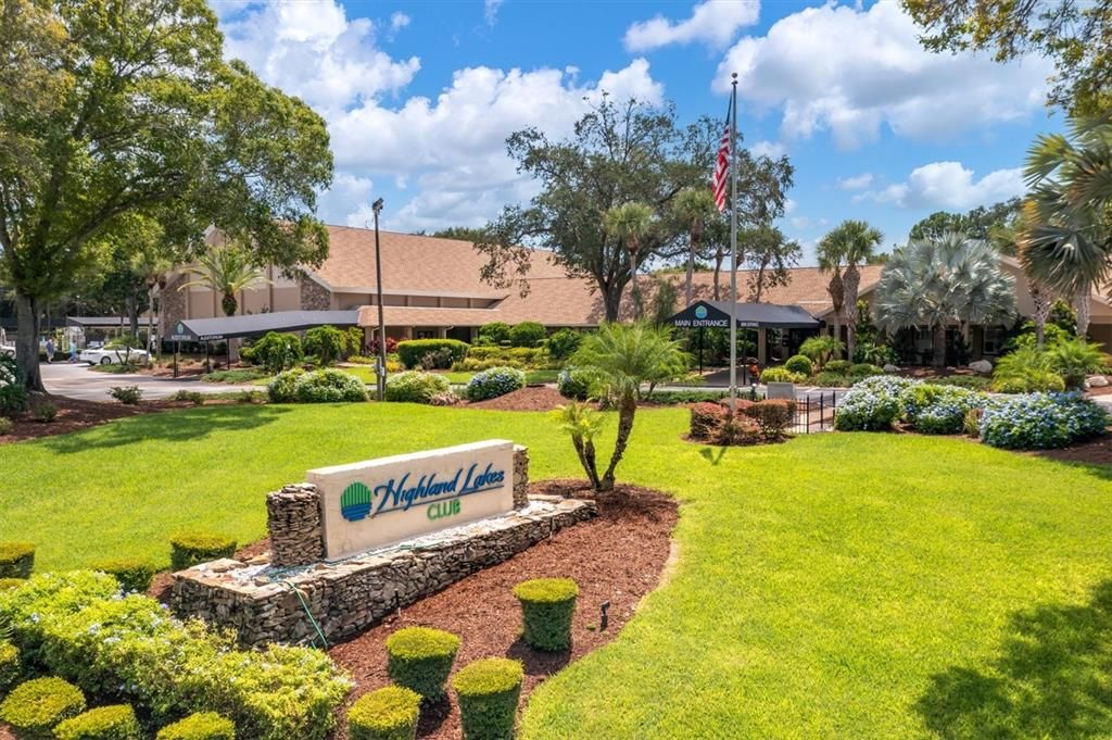 For Sale: $185,000 (1 beds, 1 baths, 814 Square Feet)