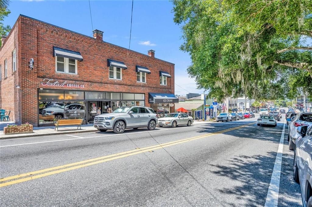 待售: $220,000 (1.00 acres)