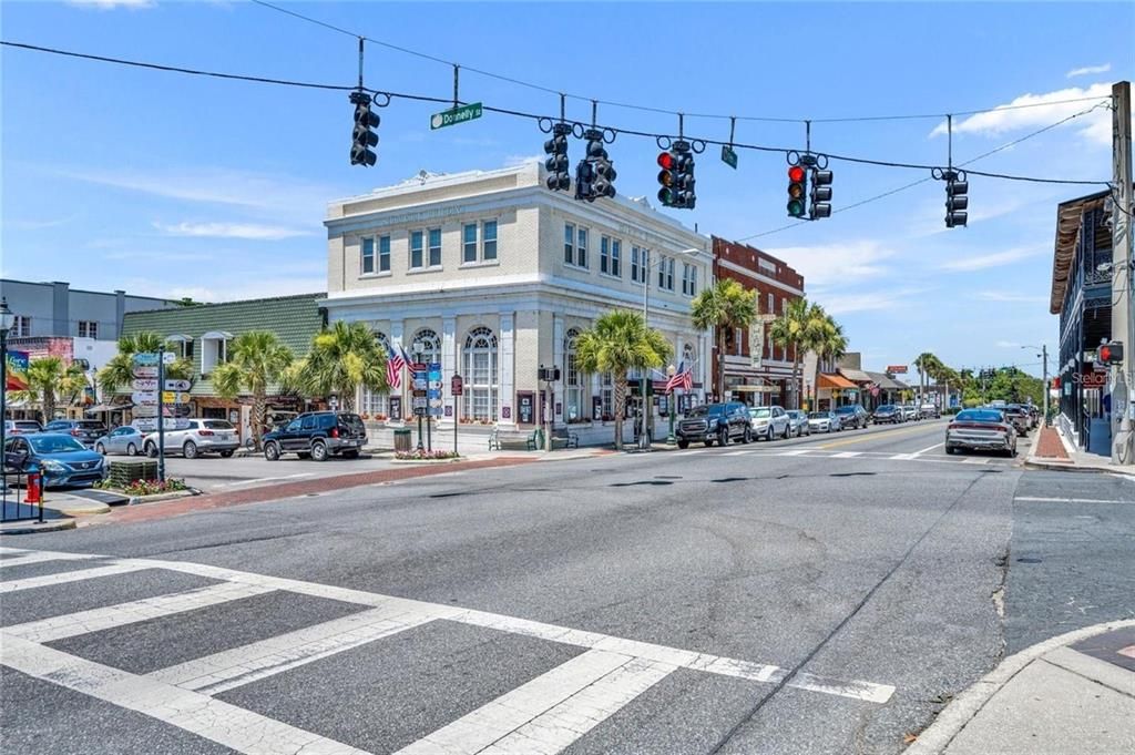 待售: $220,000 (1.00 acres)