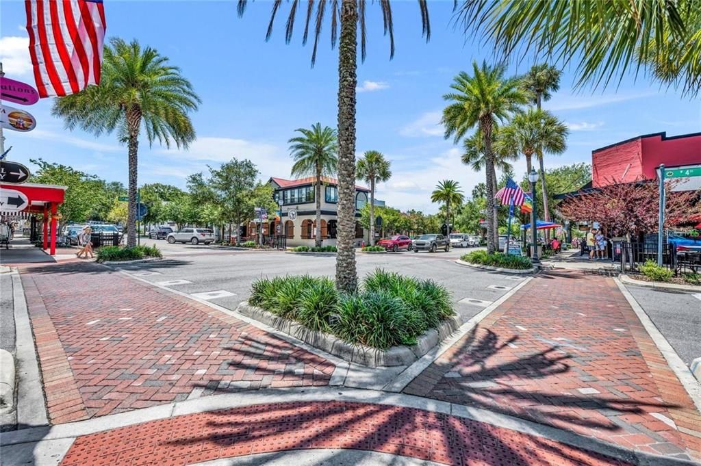 待售: $220,000 (1.00 acres)