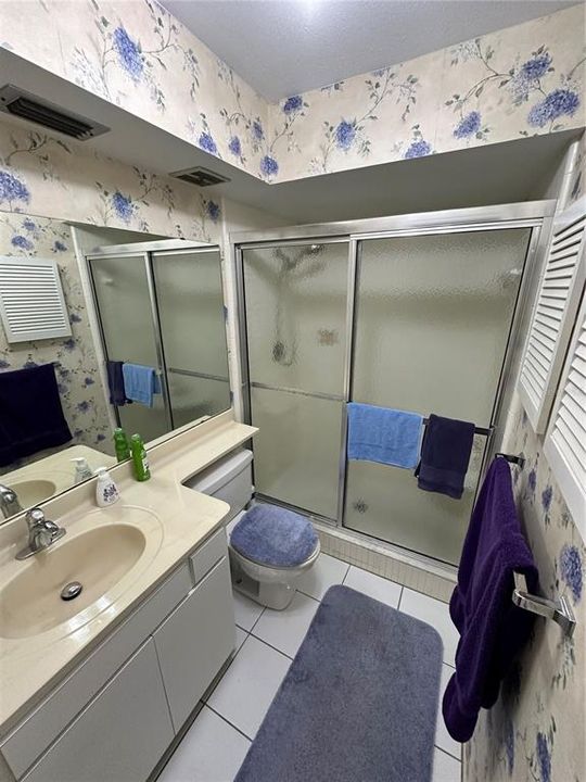 For Rent: $2,000 (2 beds, 2 baths, 1185 Square Feet)