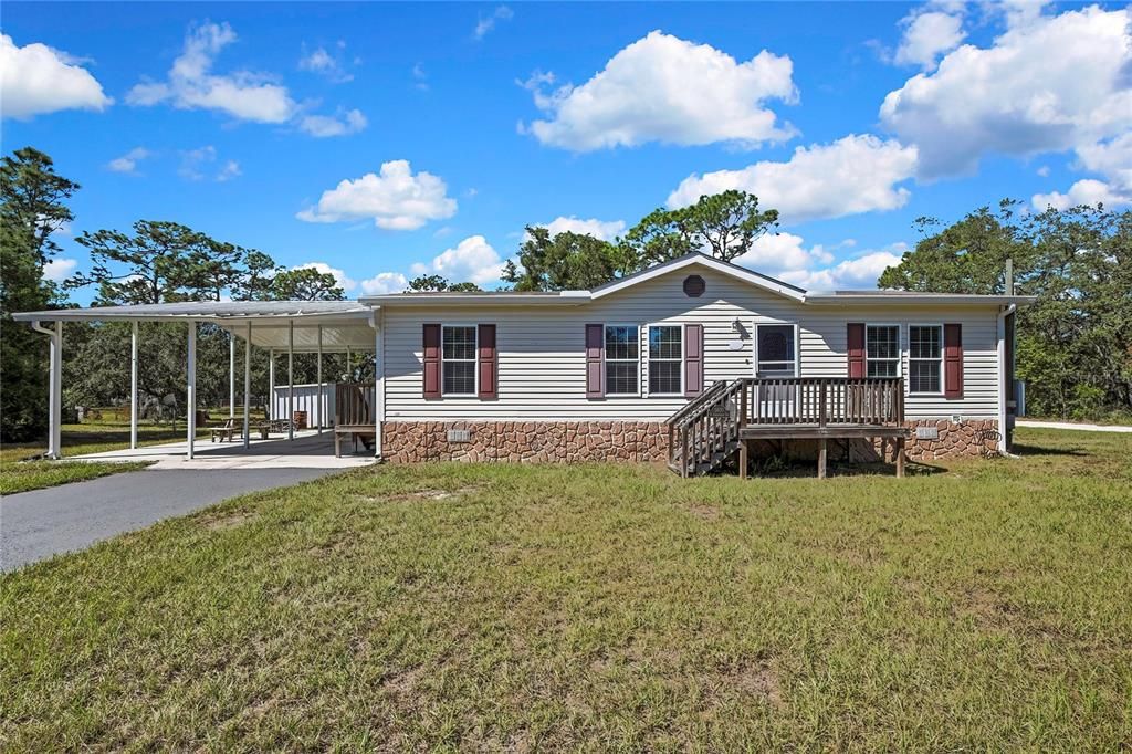 Active With Contract: $199,900 (3 beds, 2 baths, 1269 Square Feet)