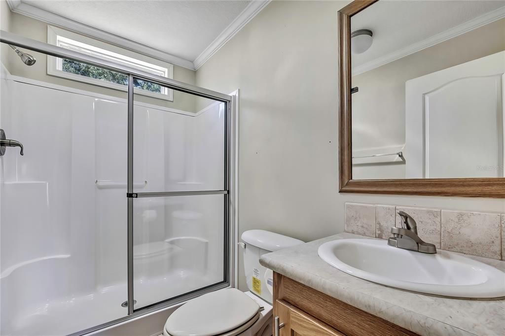 Active With Contract: $199,900 (3 beds, 2 baths, 1269 Square Feet)