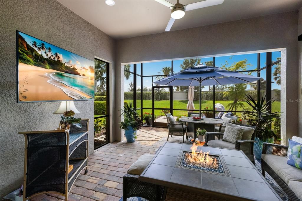 待售: $699,000 (2 贝兹, 2 浴室, 1972 平方英尺)