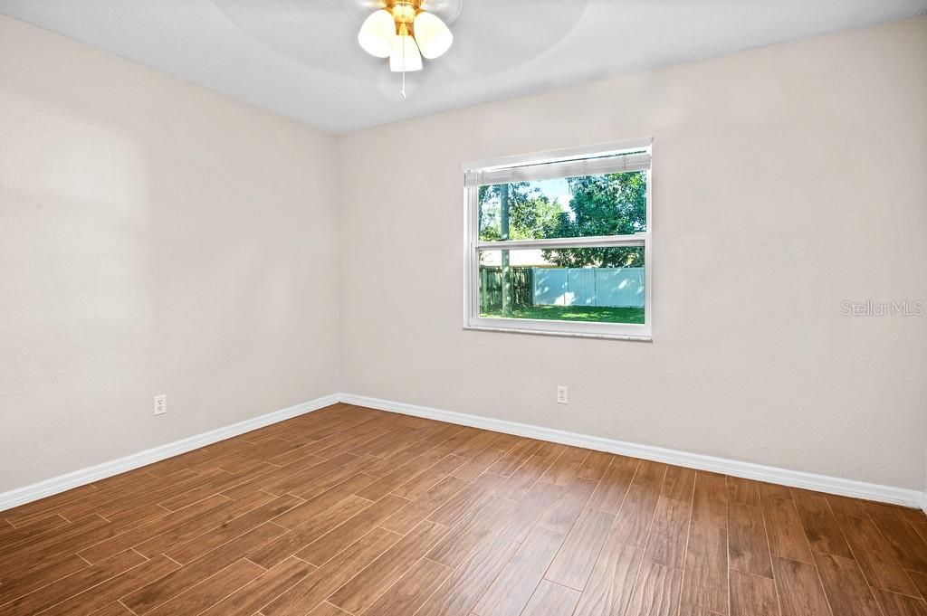 For Sale: $449,000 (4 beds, 2 baths, 1781 Square Feet)