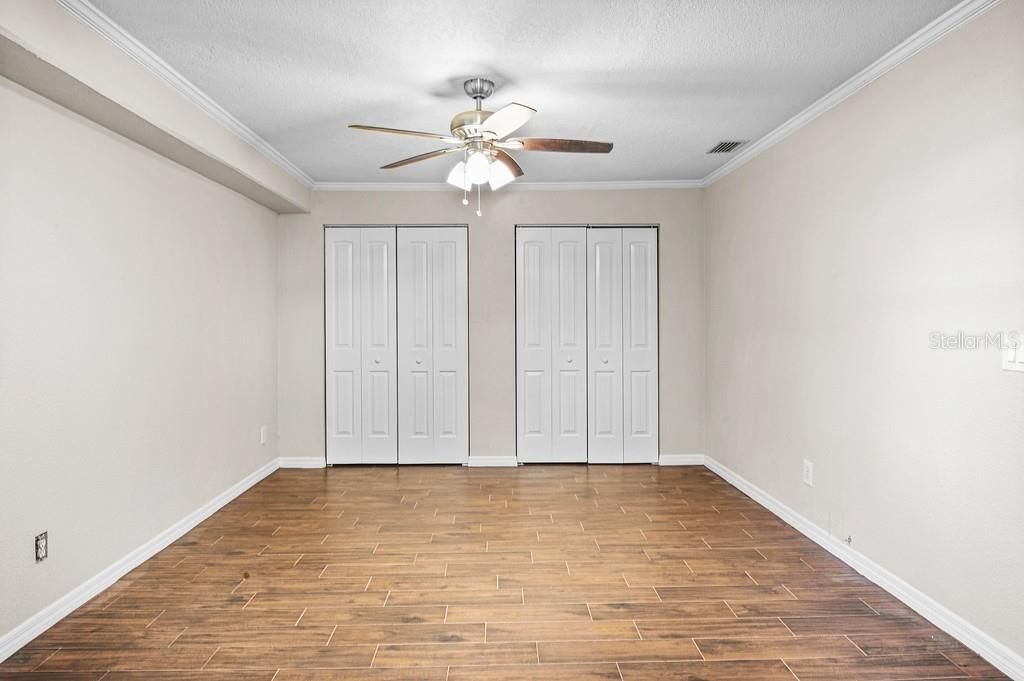 For Sale: $449,000 (4 beds, 2 baths, 1781 Square Feet)