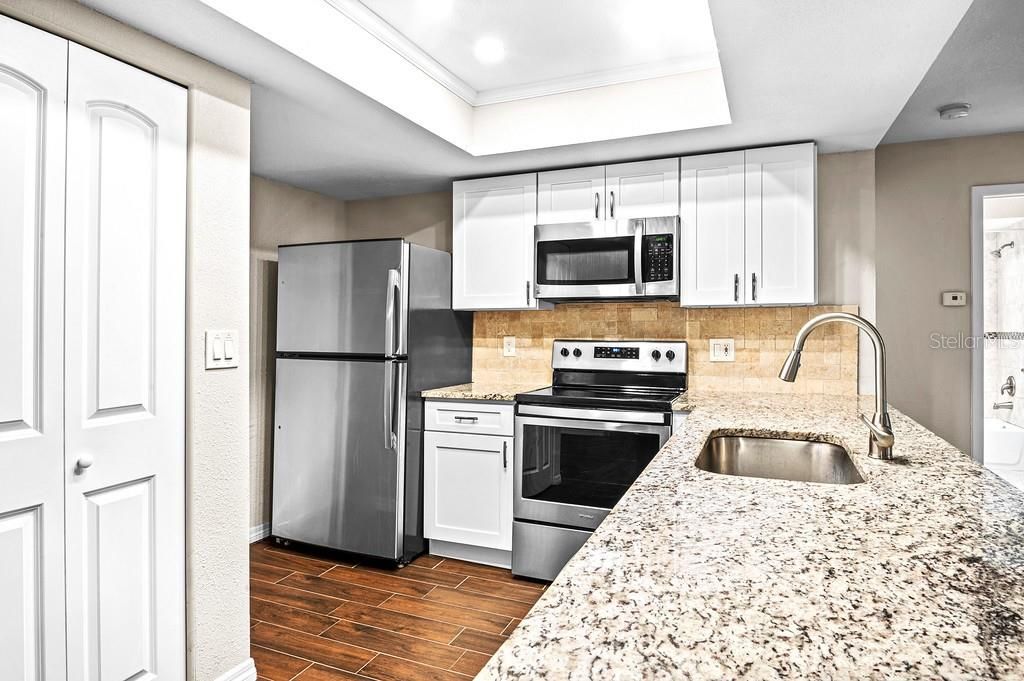 For Sale: $449,000 (4 beds, 2 baths, 1781 Square Feet)