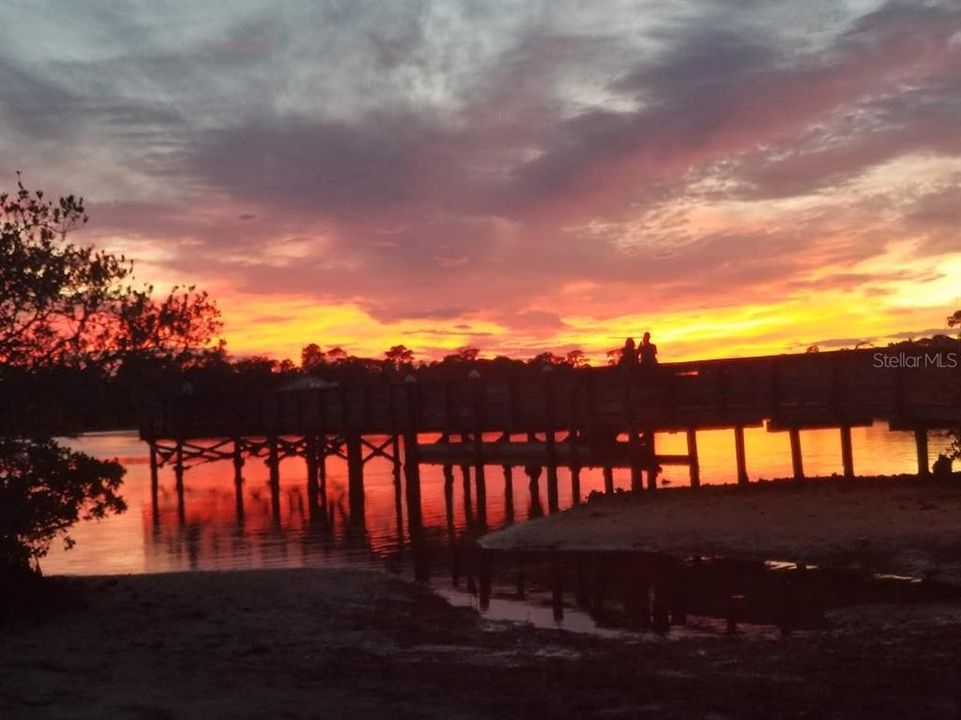 For Sale: $449,000 (4 beds, 2 baths, 1781 Square Feet)