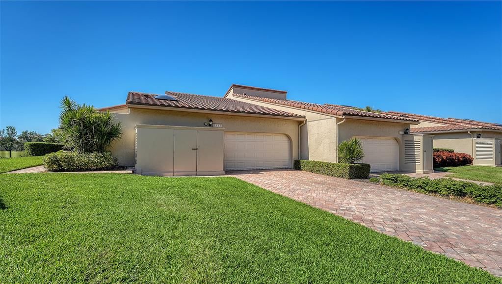 Active With Contract: $1,285,000 (3 beds, 2 baths, 2396 Square Feet)