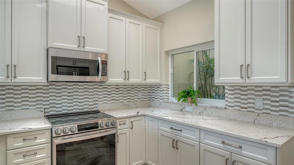 Active With Contract: $1,285,000 (3 beds, 2 baths, 2396 Square Feet)