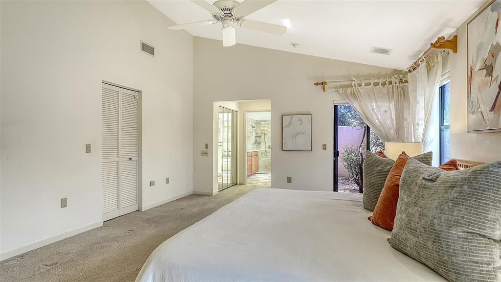 Active With Contract: $1,285,000 (3 beds, 2 baths, 2396 Square Feet)