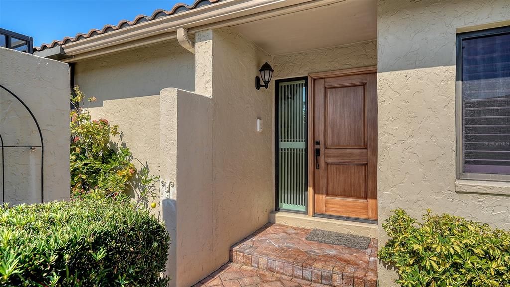 Active With Contract: $1,285,000 (3 beds, 2 baths, 2396 Square Feet)