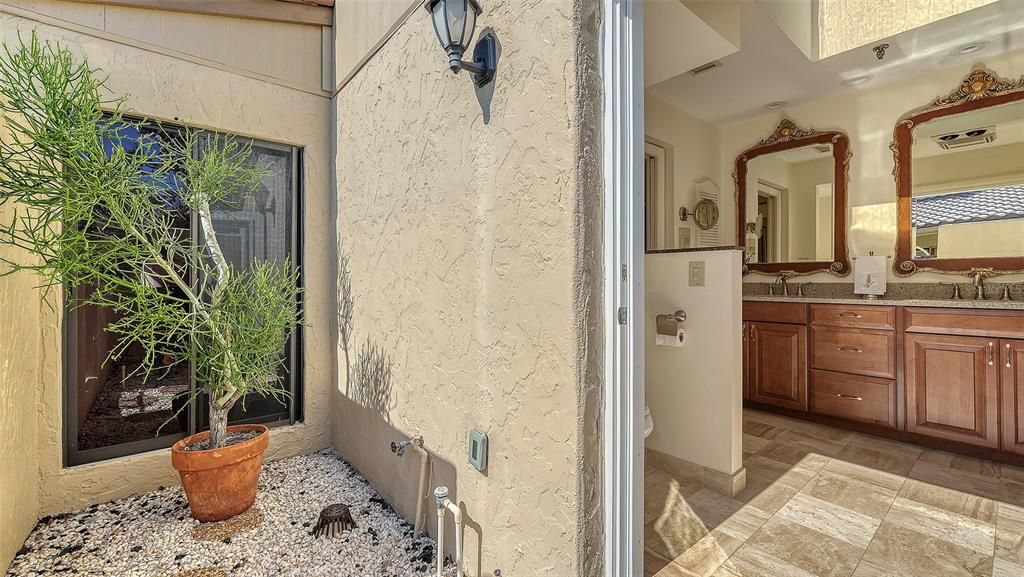 Active With Contract: $1,285,000 (3 beds, 2 baths, 2396 Square Feet)