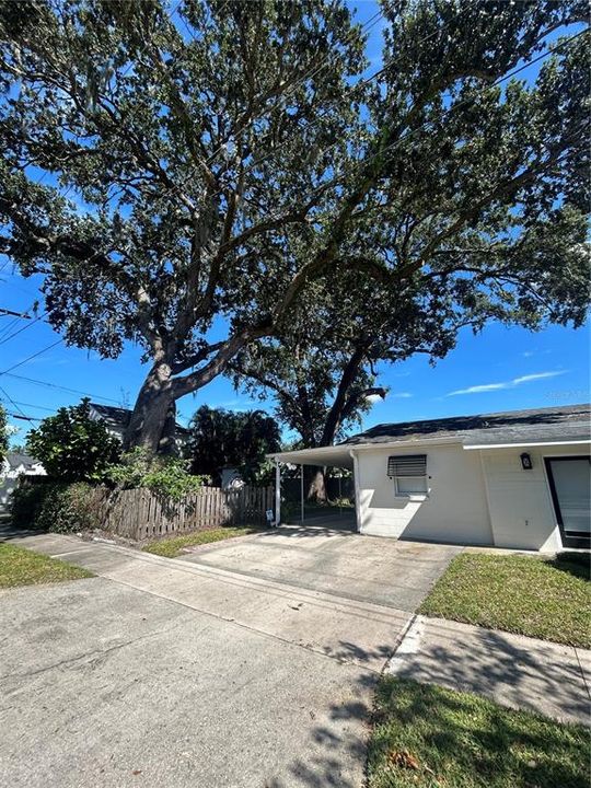 Под контрактом: $3,250 (3 спален, 2 ванн, 1656 Квадратных фут)