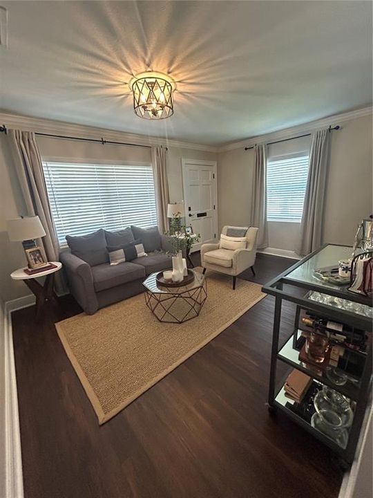 Под контрактом: $3,250 (3 спален, 2 ванн, 1656 Квадратных фут)