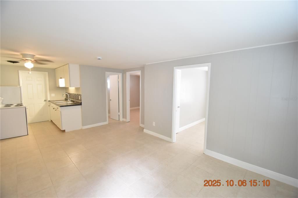 For Rent: $1,395 (2 beds, 1 baths, 500 Square Feet)