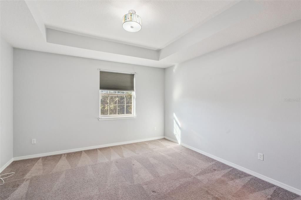 For Sale: $375,000 (2 beds, 2 baths, 1607 Square Feet)