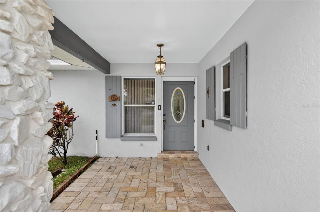 Active With Contract: $395,000 (3 beds, 3 baths, 2291 Square Feet)