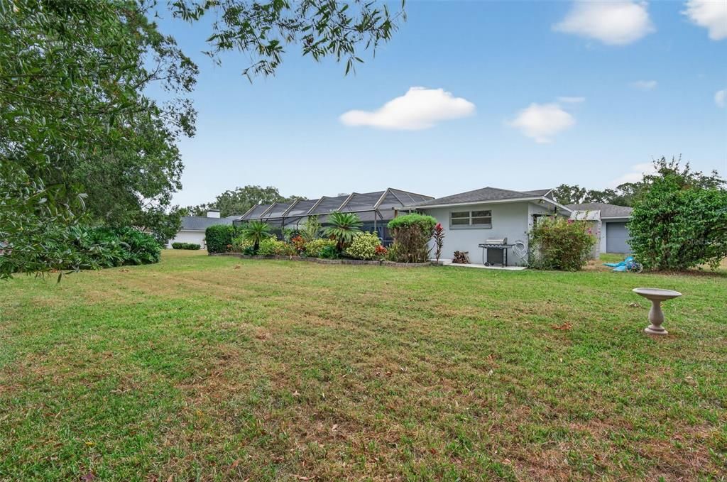 Active With Contract: $395,000 (3 beds, 3 baths, 2291 Square Feet)