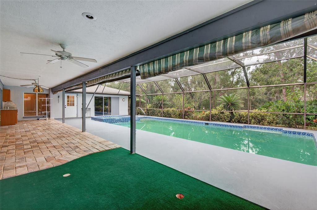 Active With Contract: $395,000 (3 beds, 3 baths, 2291 Square Feet)