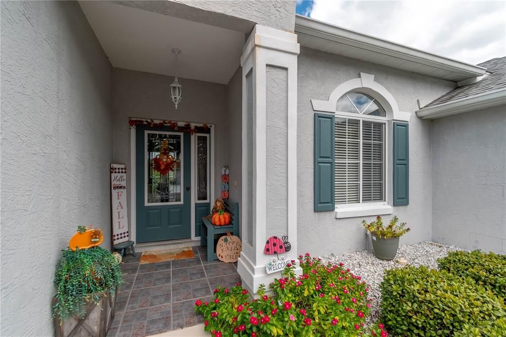 For Sale: $296,500 (2 beds, 2 baths, 1671 Square Feet)