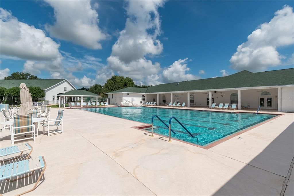 For Sale: $296,500 (2 beds, 2 baths, 1671 Square Feet)