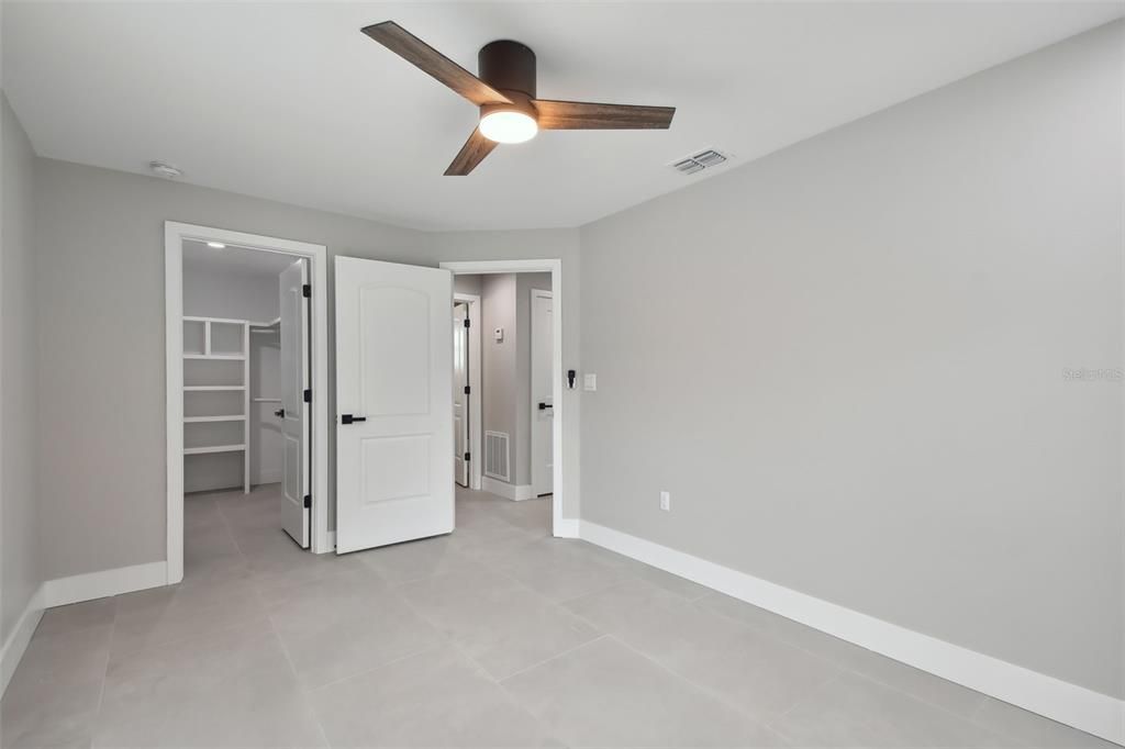 For Rent: $1,895 (2 beds, 1 baths, 848 Square Feet)