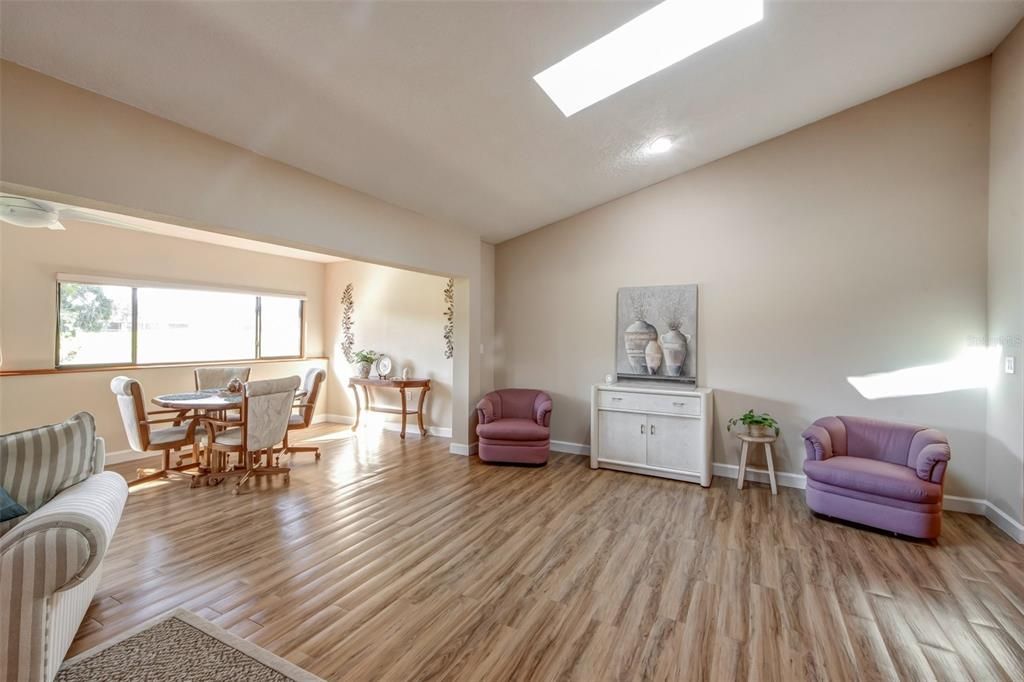 For Sale: $599,500 (5 beds, 3 baths, 3402 Square Feet)