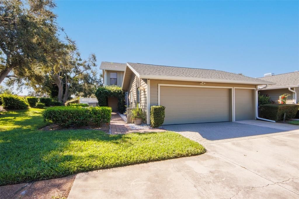 For Sale: $599,500 (5 beds, 3 baths, 3402 Square Feet)