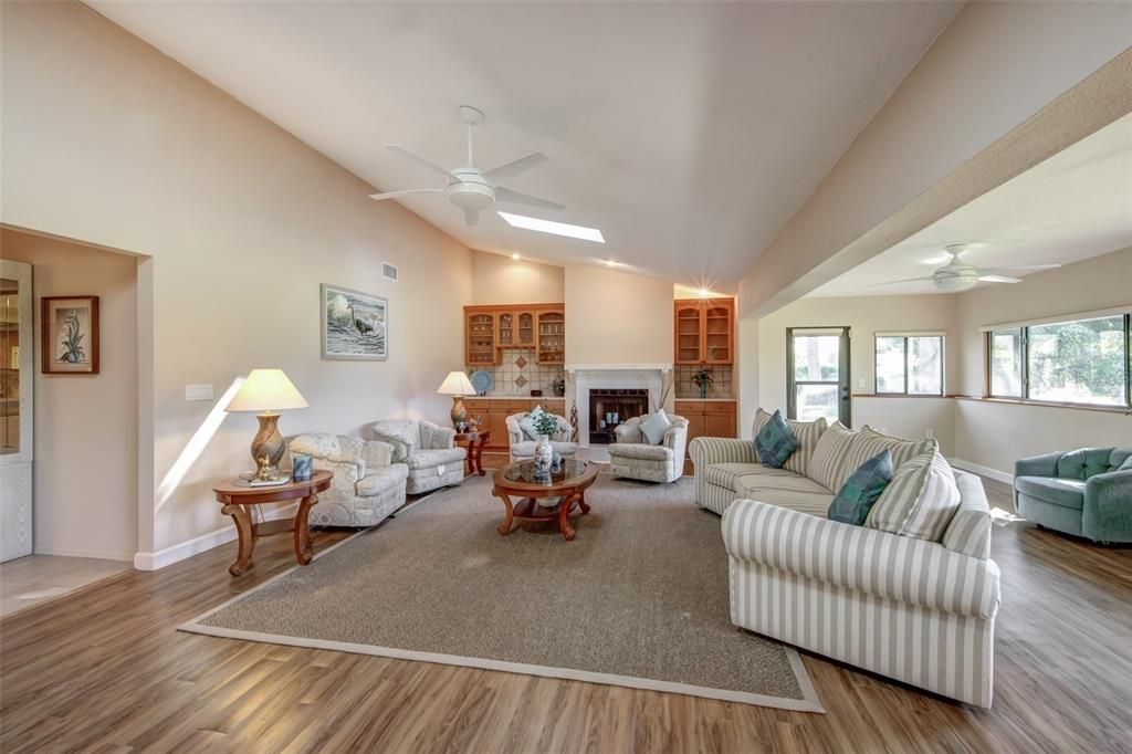 For Sale: $599,500 (5 beds, 3 baths, 3402 Square Feet)