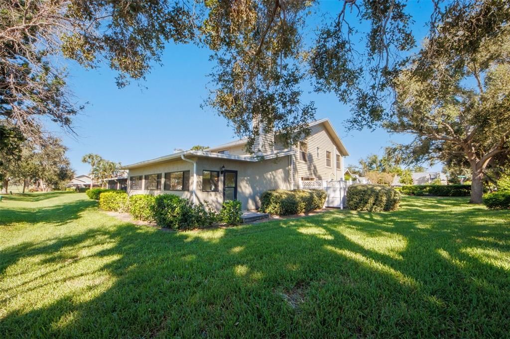 For Sale: $599,500 (5 beds, 3 baths, 3402 Square Feet)