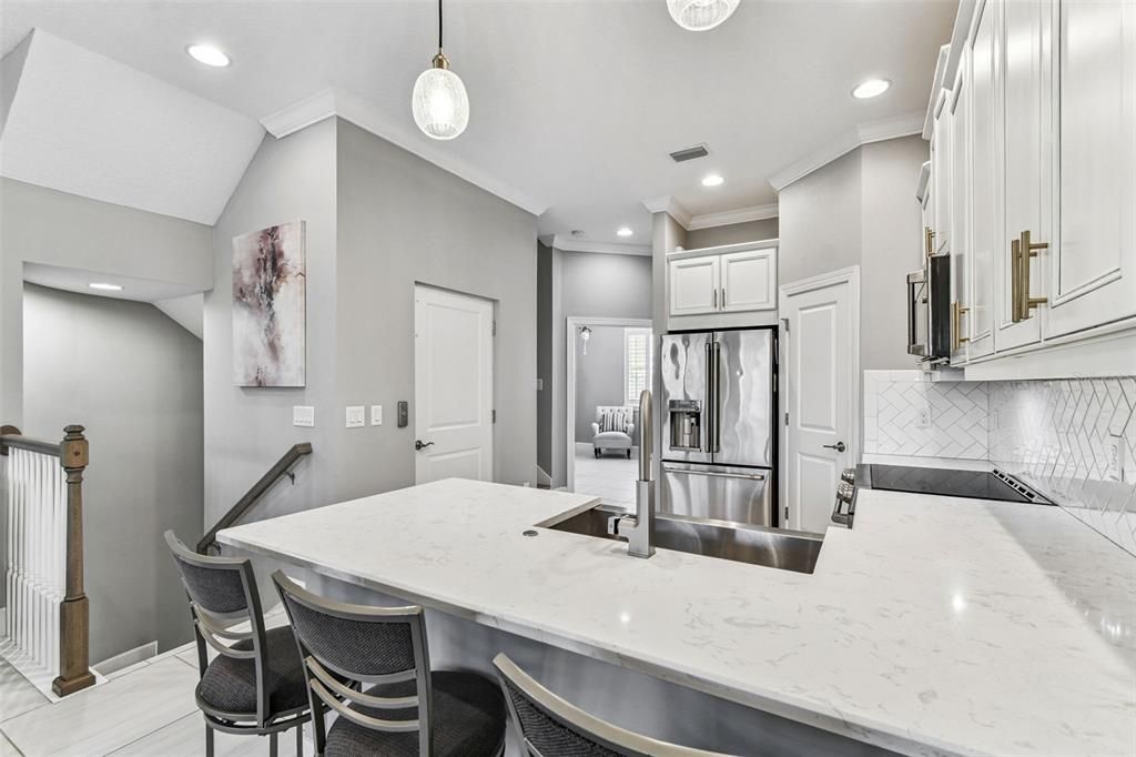 For Sale: $619,000 (3 beds, 3 baths, 2032 Square Feet)