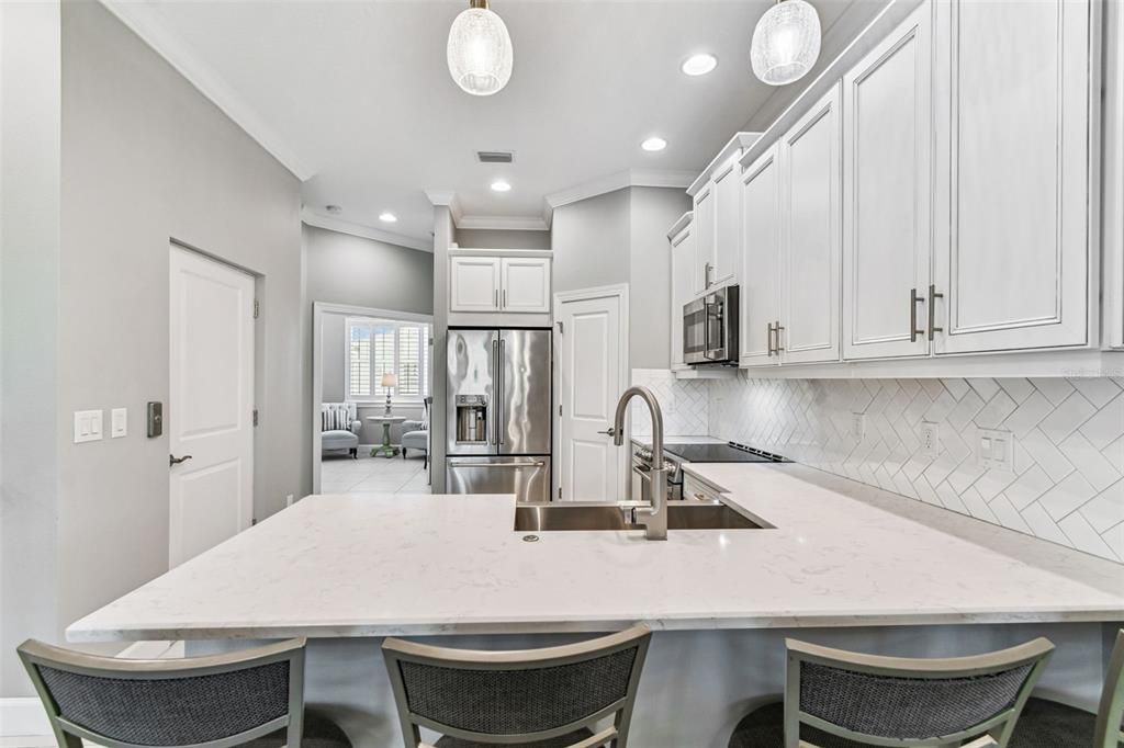 For Sale: $619,000 (3 beds, 3 baths, 2032 Square Feet)