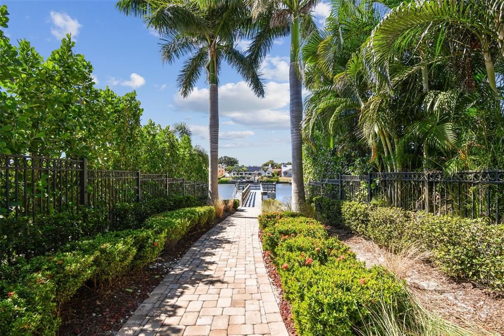 For Sale: $619,000 (3 beds, 3 baths, 2032 Square Feet)