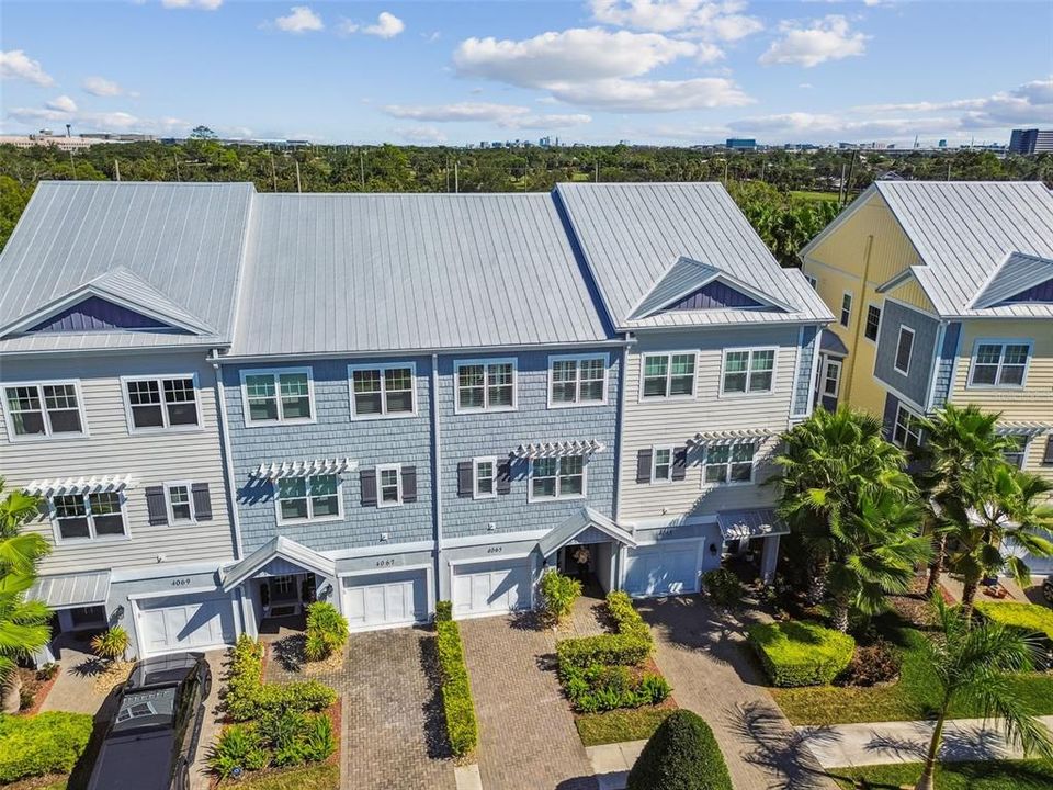 For Sale: $619,000 (3 beds, 3 baths, 2032 Square Feet)