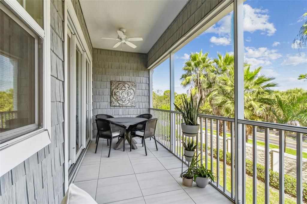 For Sale: $619,000 (3 beds, 3 baths, 2032 Square Feet)