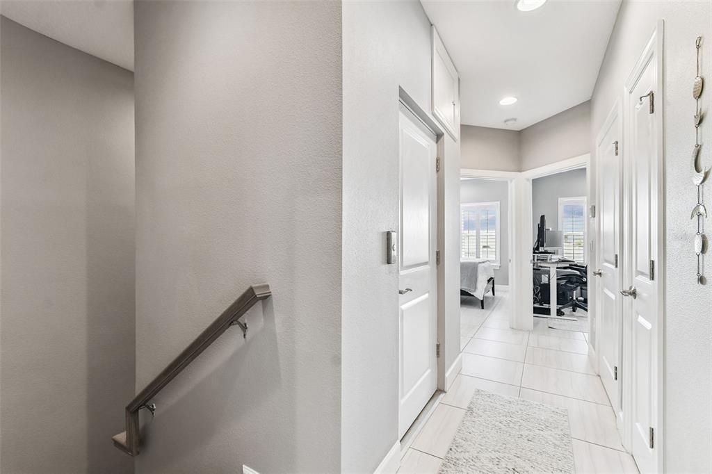 For Sale: $619,000 (3 beds, 3 baths, 2032 Square Feet)