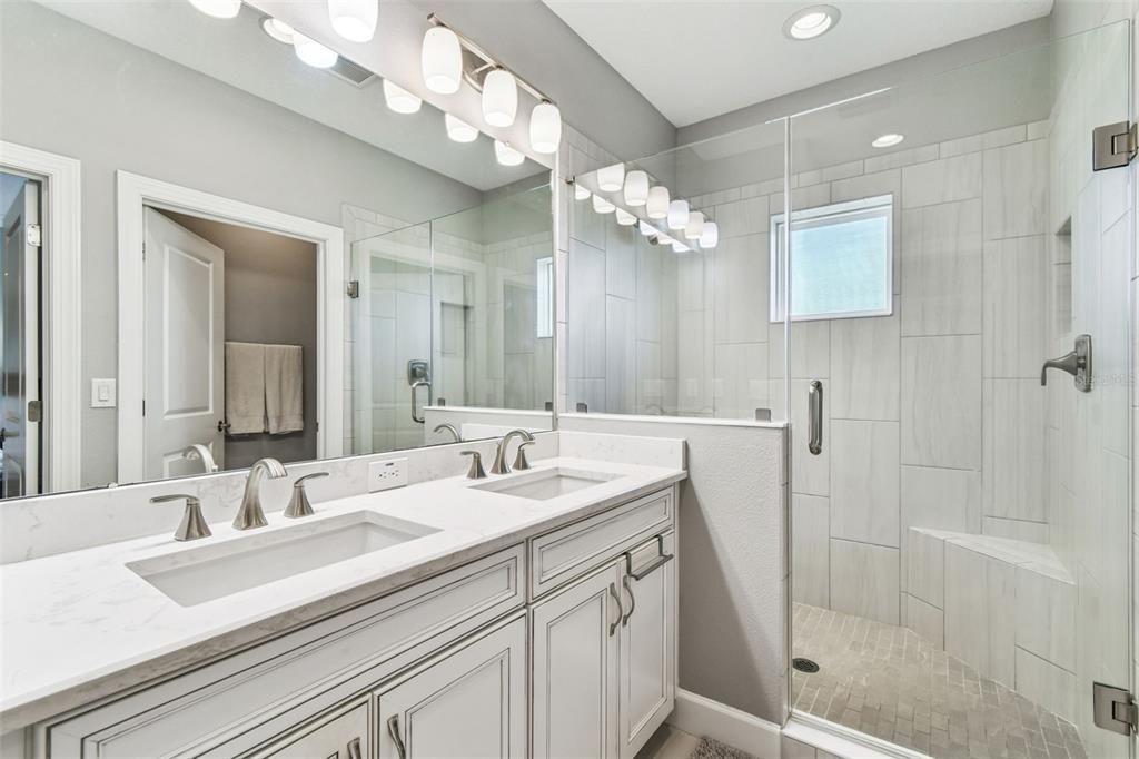 For Sale: $619,000 (3 beds, 3 baths, 2032 Square Feet)