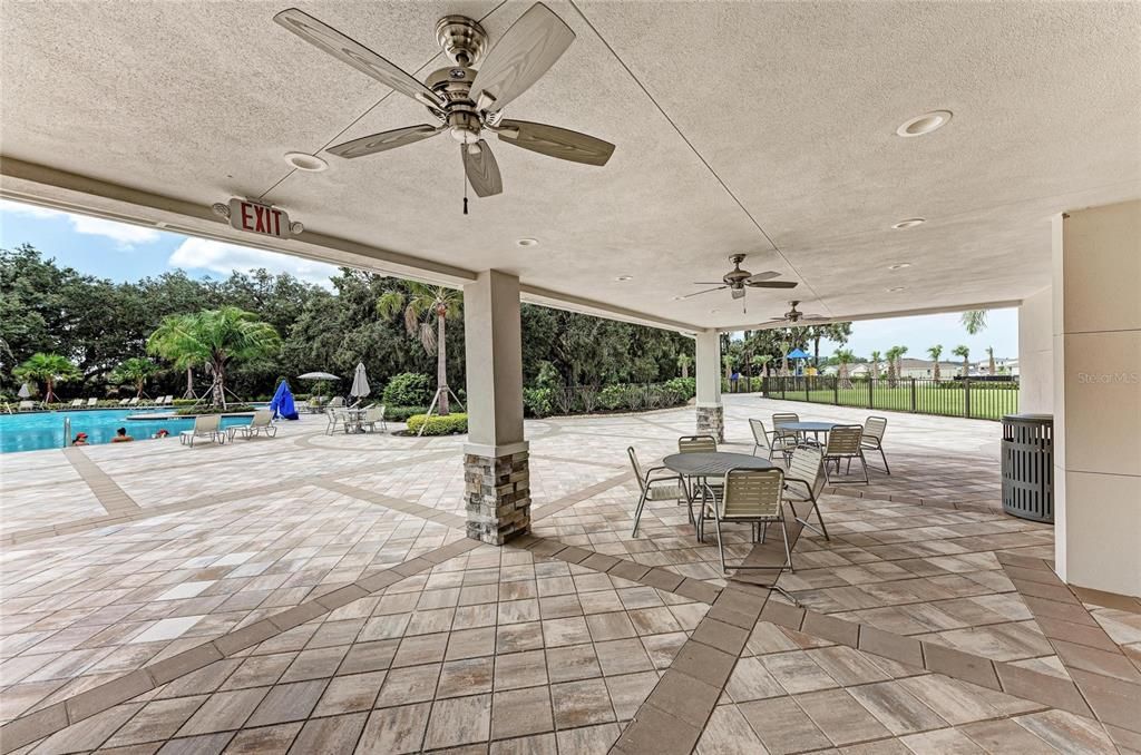 For Sale: $449,000 (5 beds, 2 baths, 2442 Square Feet)